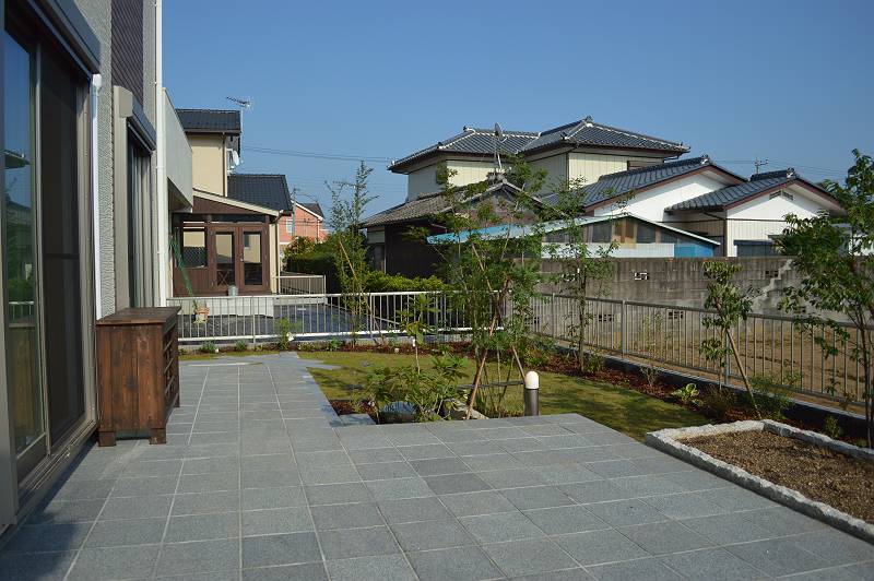 自然石テラス 自然石テラス
