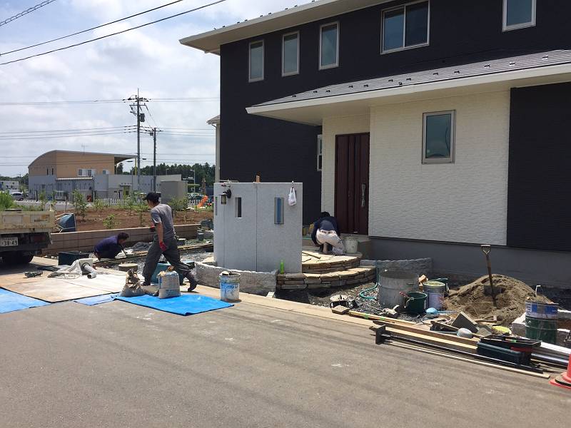 門柱・門・門機能・自然石 門柱・門・門機能・自然石