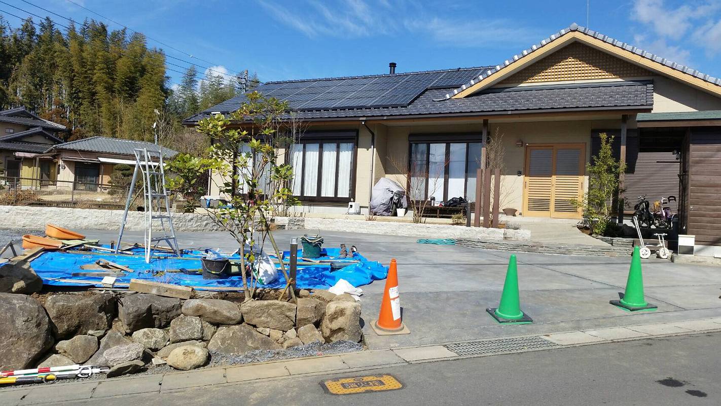 石組みビフォー 石組みビフォー
