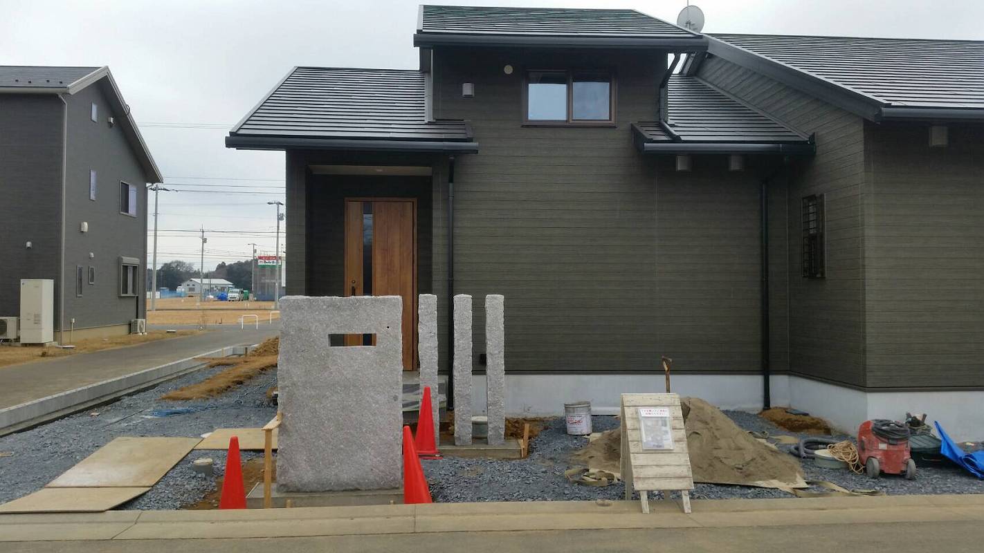 和モダン門柱・水戸市平屋住宅・工務店 和モダン門柱・水戸市平屋住宅・工務店