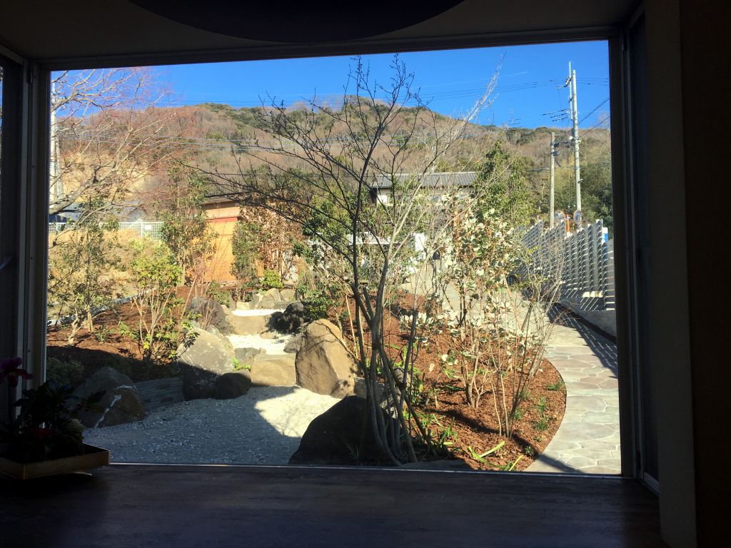 広い庭 窓 広い庭 窓