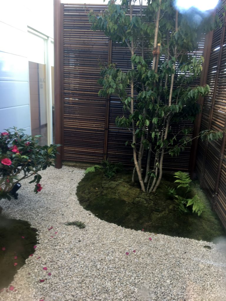 浴室前 アフター 砂利 浴室前 アフター 砂利