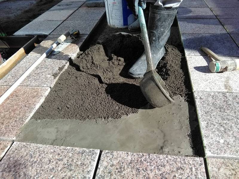石張り 石張り