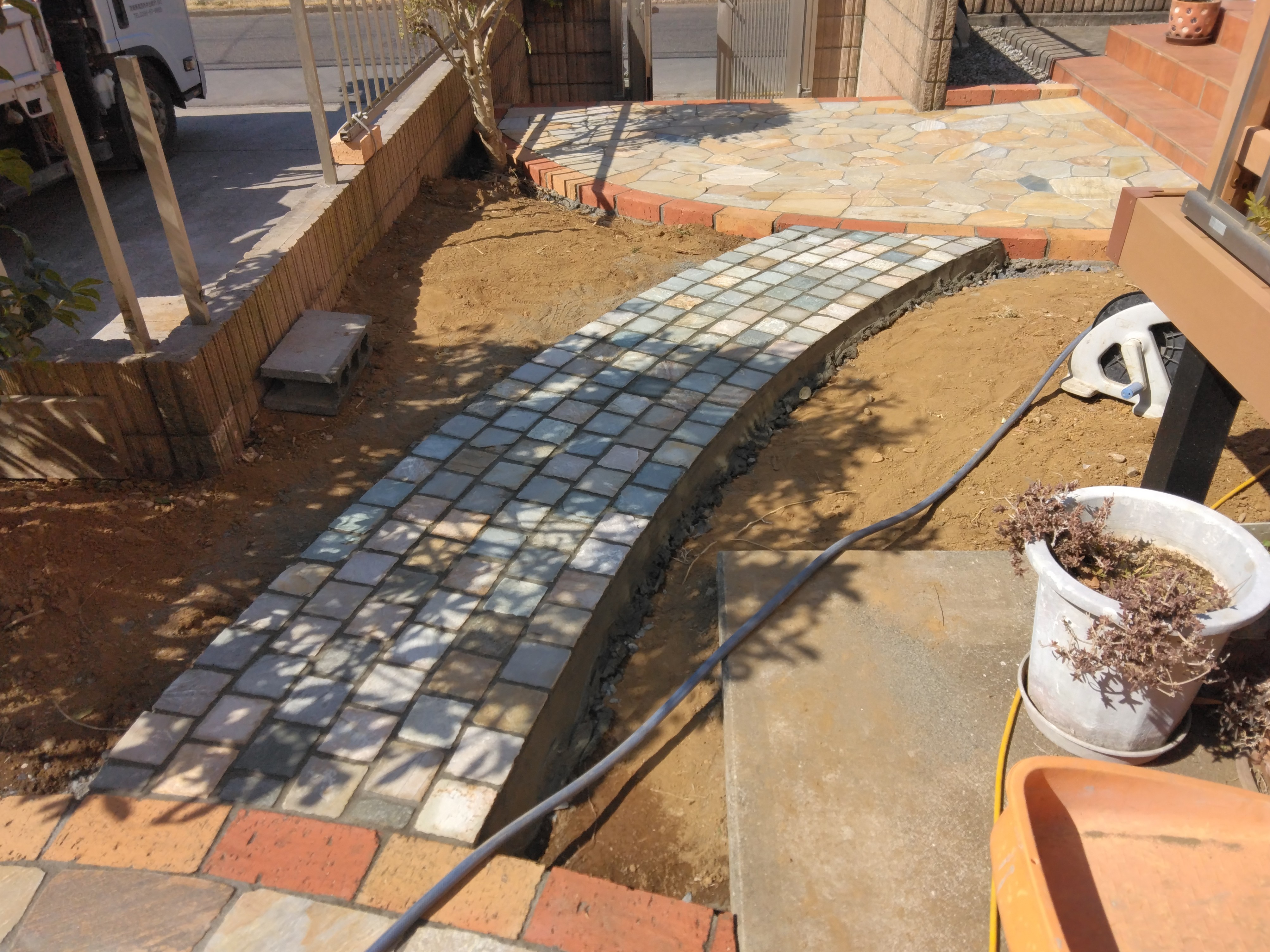 �s���R���A�v���[�`