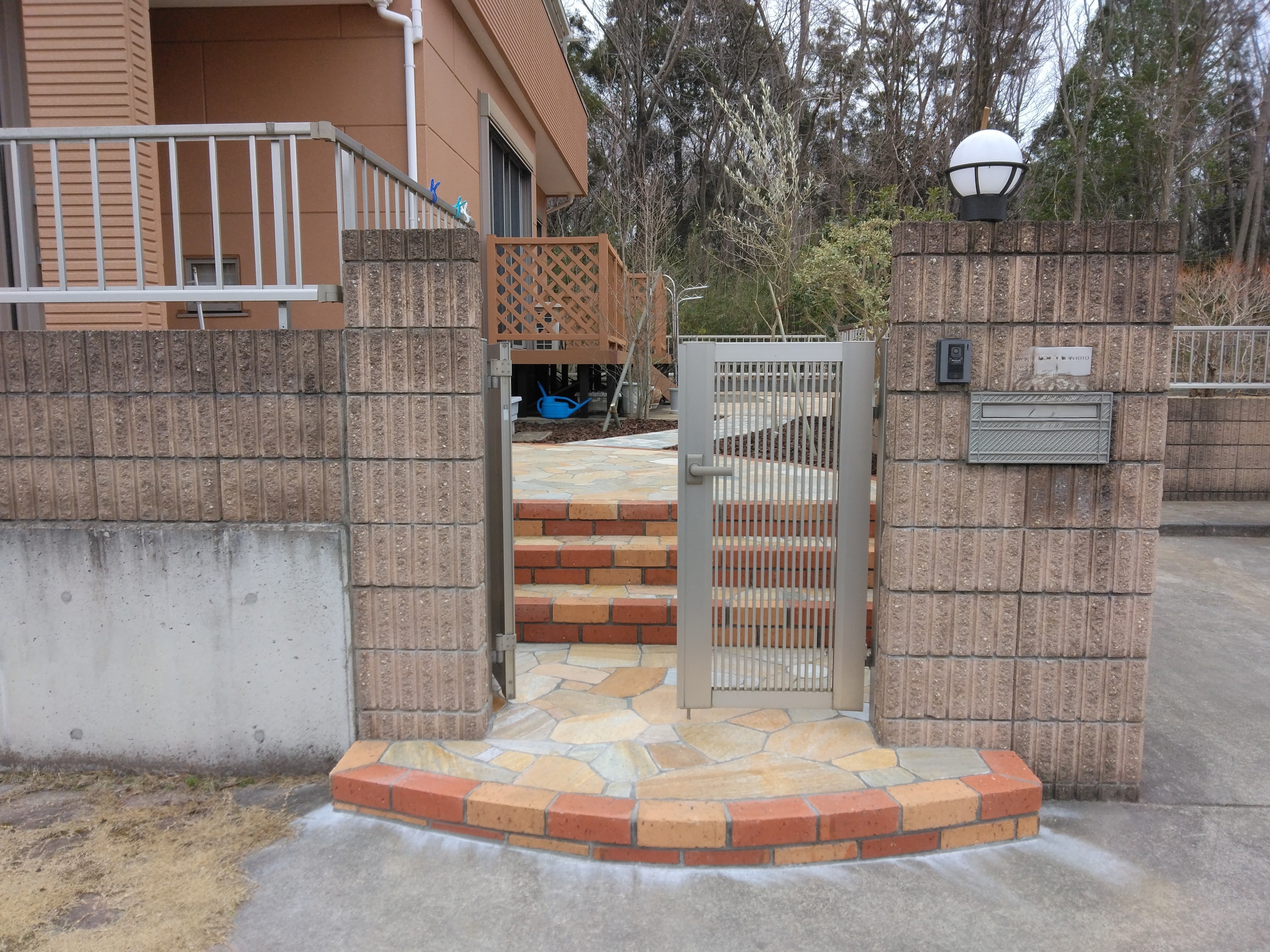 ��O�X�e�b�v