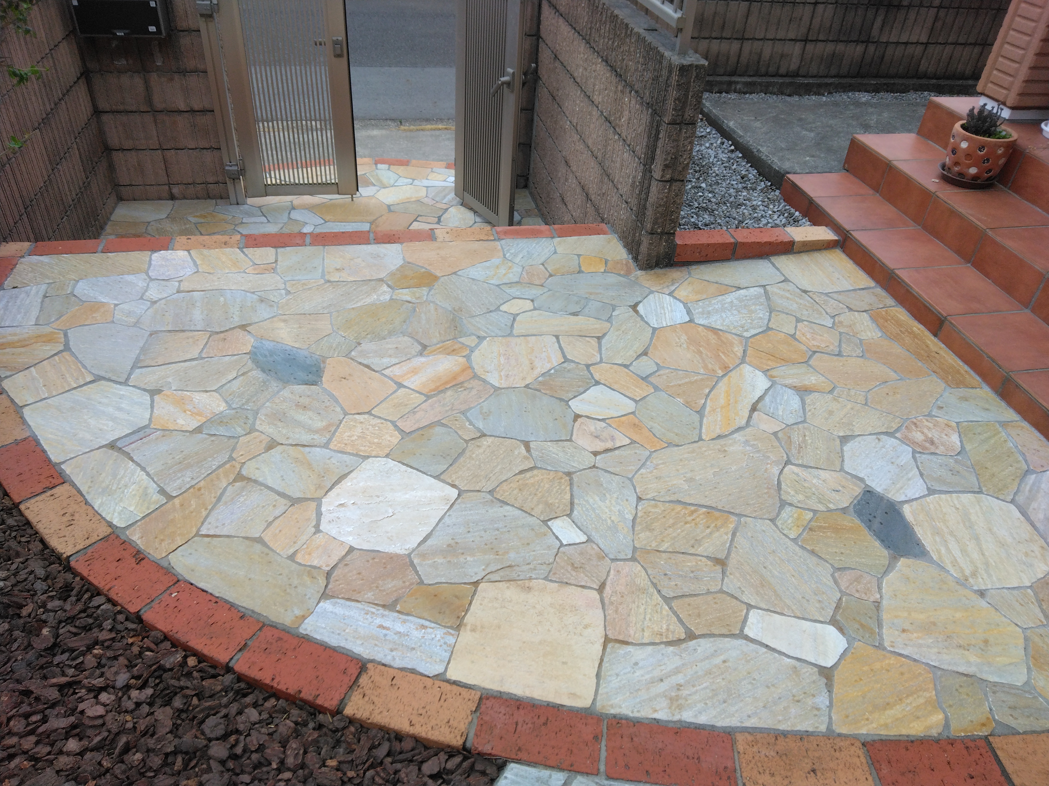 ���փ|�[�`�@�Β���