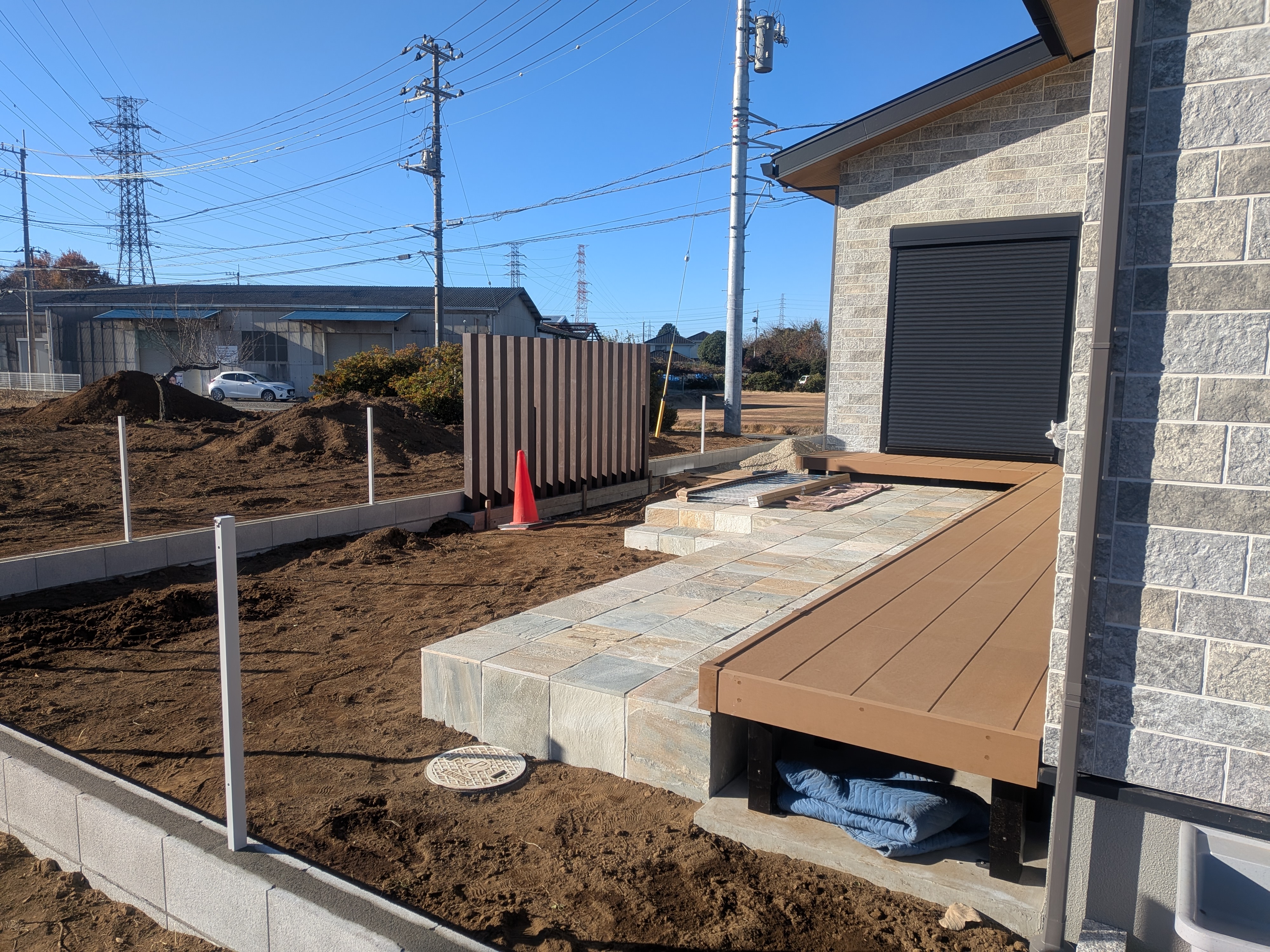 �E�b�h�X�g�[���{�[�_�[