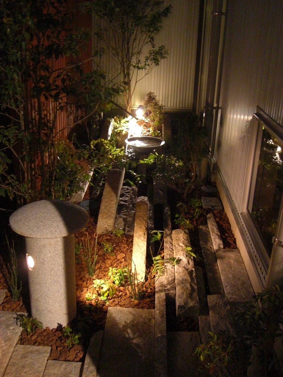 日本庭園坪庭